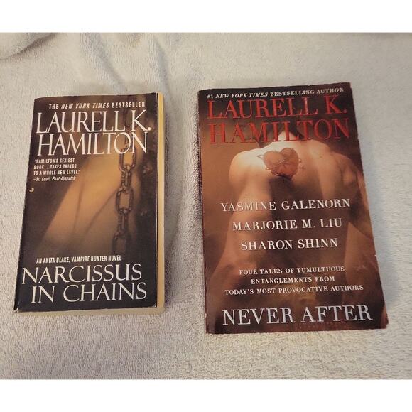 Laurell K Hamilton Sci-fi Romance Fiction 2 book bundle Paperback Never After - Picture 1 of 3
